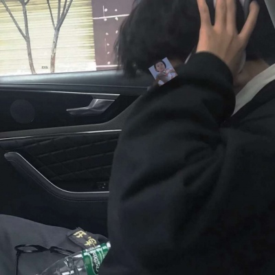 2021微丧深沉且帅气的qq头像动漫清新的男生图片