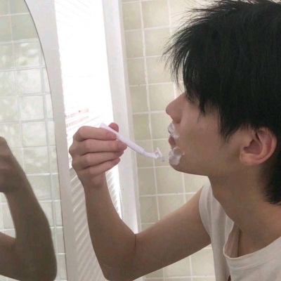 快手痞痞酷酷的霸气帅哥头像用老头子当头像的男生图片