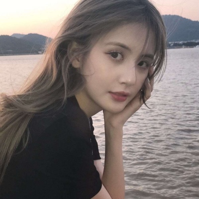 qq头像女生动漫高冷
