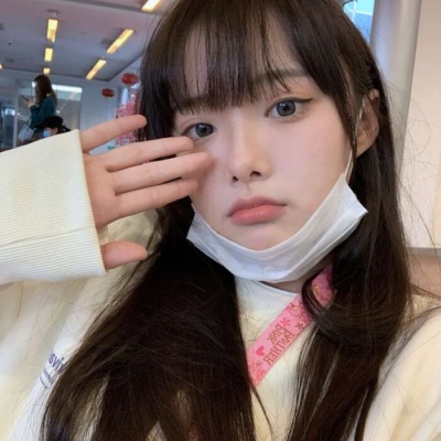 微信头像唯美女生短发