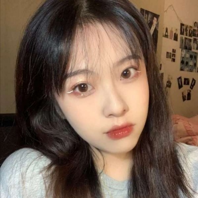 唯美卡通短发女生头像