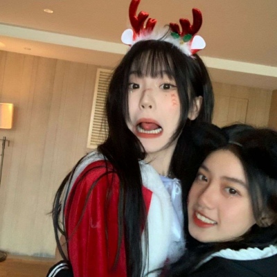 带帽子的qq女生头像图片