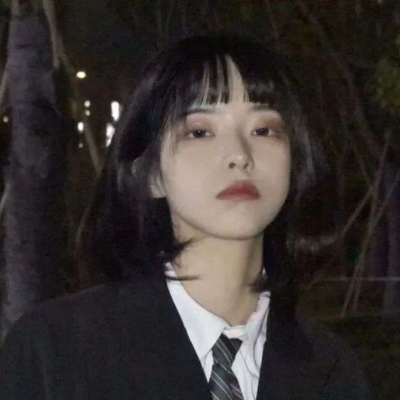 黑白动漫女生头像高清