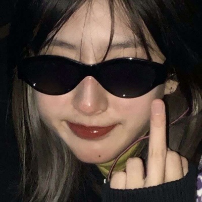 黑白动漫女生头像高清