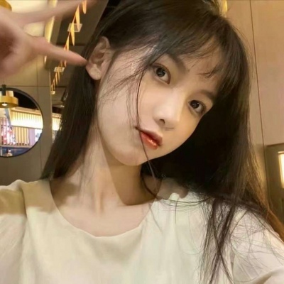 卡通人物头像女生可爱