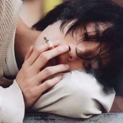 抖音超火的男生打招呼的头像图片