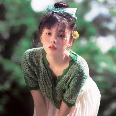 微信女生头像高冷霸气