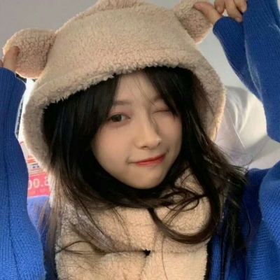 带帽子的qq女生头像