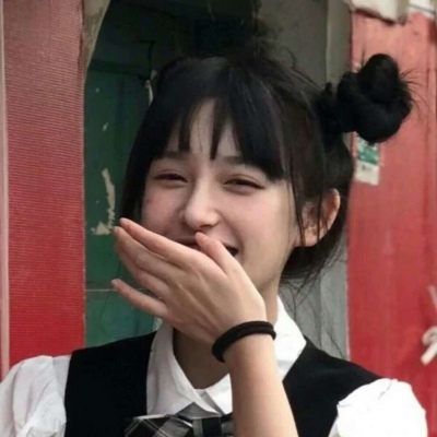 带帽子的qq女生头像