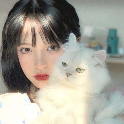 qq女生头像一男一女背