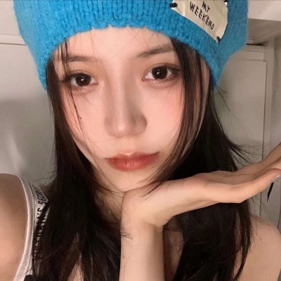 冬天女生头像唯美图片