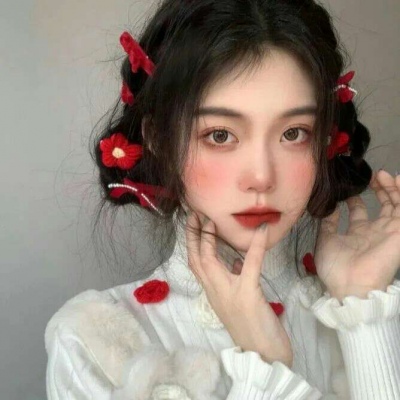 黑白头像情侣 女生带字图片