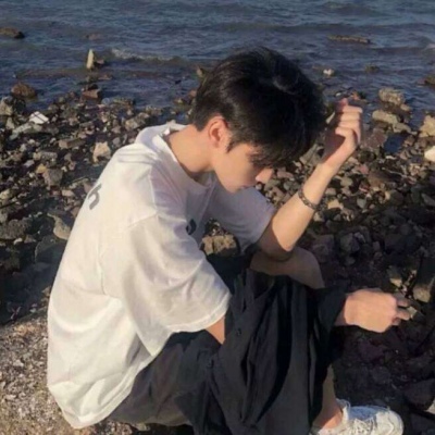 精选帅气的头像动漫 男生高清图片大全图片