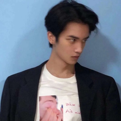 精选帅气的头像动漫 男生高清图片大全图片
