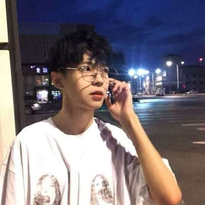 2021ins风qq真人头像男生超清图片