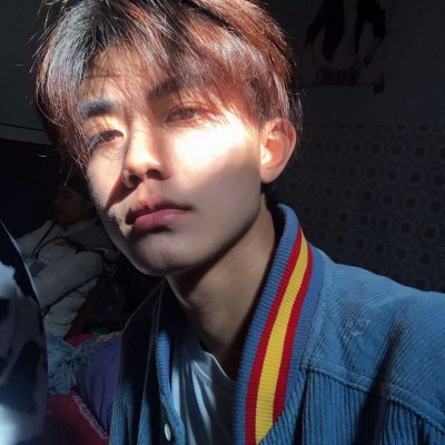 2021ins风qq真人头像男生超清图片