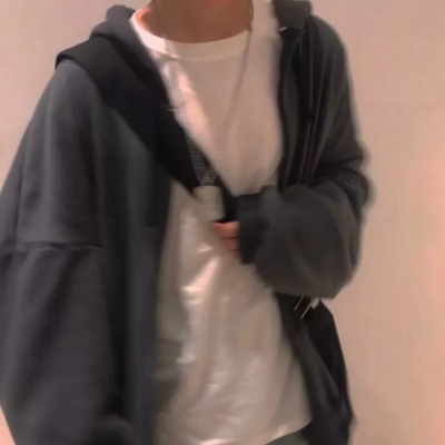 优质有气质的不露脸头像男生冷酷帅动漫伤感