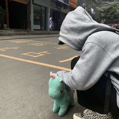 2021快手快速涨粉的欧美纹身抽烟头像 男生图片