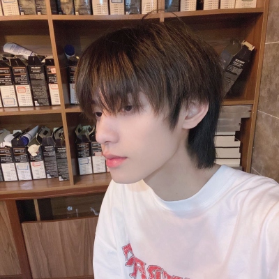 精选很酷拽的霸气抖音男生可爱小孩头像带墨镜图片