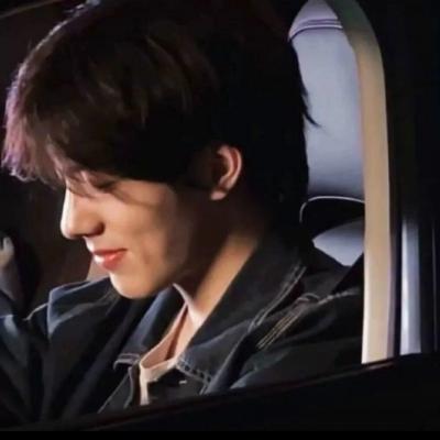 很稳重又很帅气的男头真人气质图片