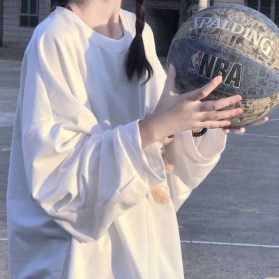 高清超酷的好看网图不露脸头像女生超拽的头像卡通图片