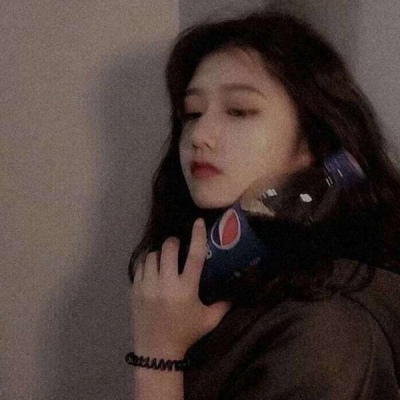 高清好看的qq头像丧系社会女生头像四闺蜜图片