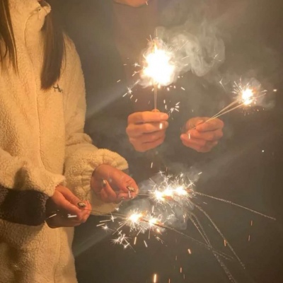 丧头像头像女生动漫短发可爱图片