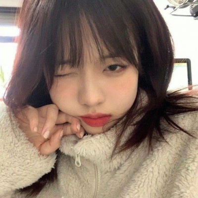 快手2021最火的简体女生头像图片
