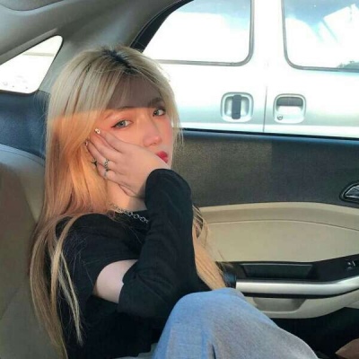 高清好看的2021最火美国头像女生太阳镜图片
