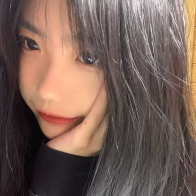 抖音2021年最火冷欲系动漫头像女生图片