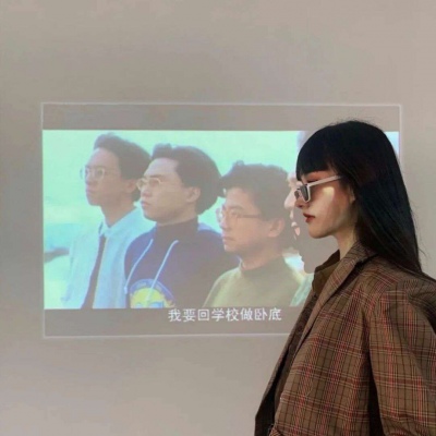 2021适合黑暗的霸气头像女生图片