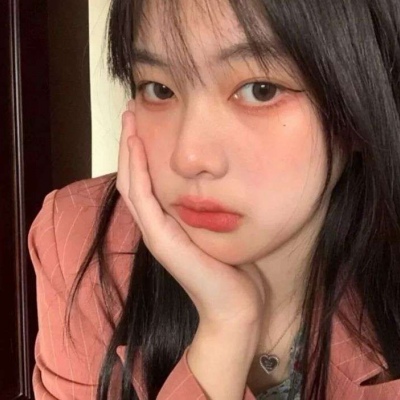 2021女生漫画头像女可爱的女孩图片