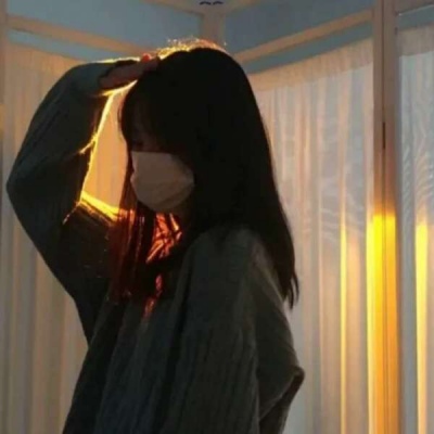2021好看动漫女生伤感头像图片