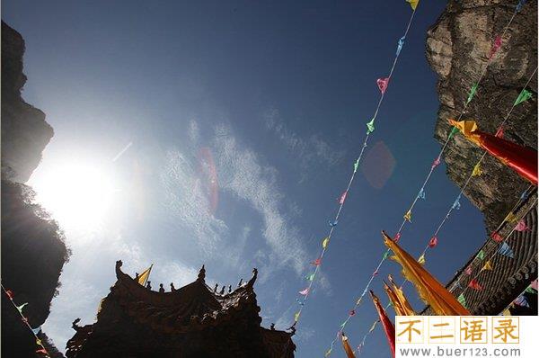 网友拍到天空惊现玉皇大帝 玉皇大帝真的存在吗（不存在）图片