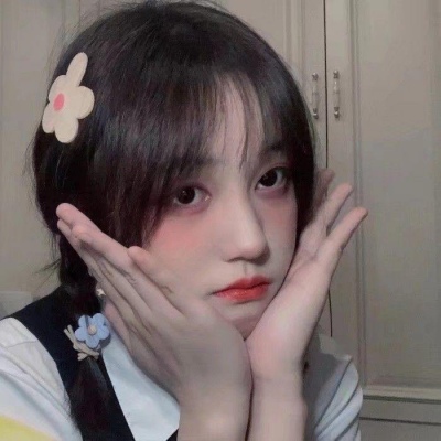 2021最火最新抽烟女生头像个性网图片
