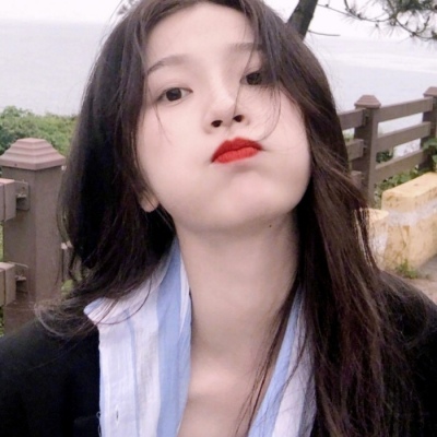 2021最火最新抽烟女生头像个性网图片