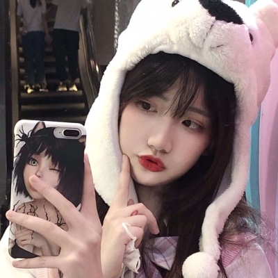 2021最火最新抽烟女生头像个性网图片