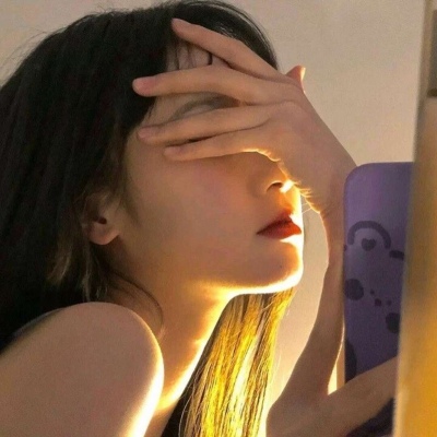 2021最火女生头像一套同一人图片