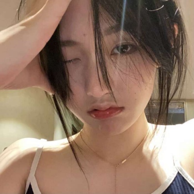 高清好看的2021年最火的头像头像女生小蛮腰图片