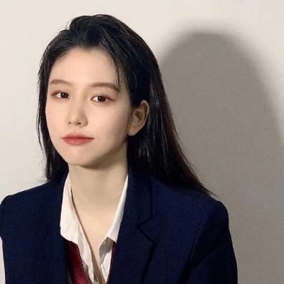 头像图片2021最火爆女生穿蕾丝头像图片