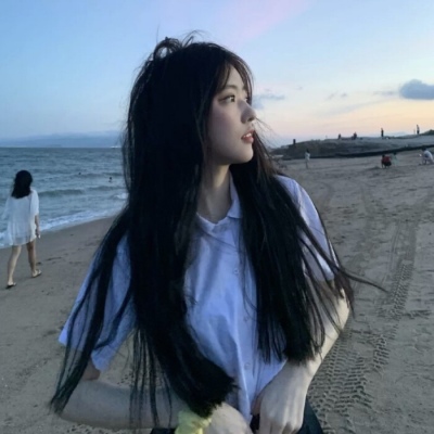 2021超可爱甜美十二个人的头像女生图片