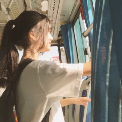 2021超可爱甜美十二个人的头像女生图片