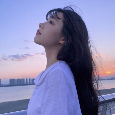 2021超可爱甜美十二个人的头像女生图片
