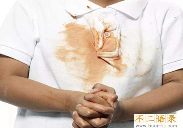 衣服上的油渍怎么去除小窍门 多种方式去除顽固油渍图片