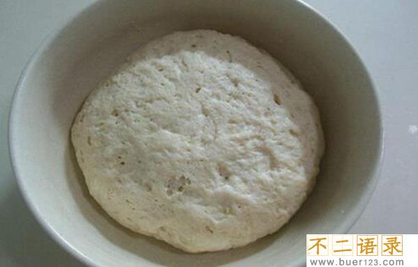 老面加碱标准是什么 如何用高筋面粉制作老面图片