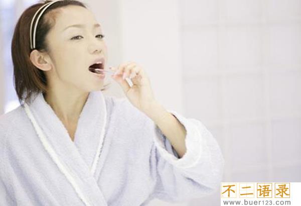 十几年不刷牙还有救吗 不刷牙的害处有哪些（牙结石）图片