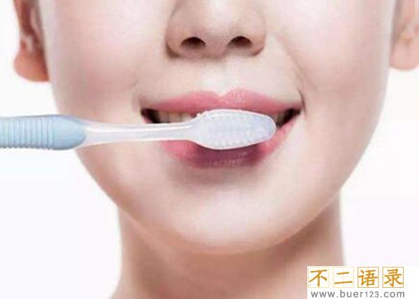 十几年不刷牙还有救吗 不刷牙的害处有哪些（牙结石）图片