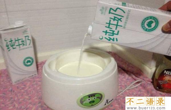 纯牛奶可以加热吗?纯牛奶加热有害处吗（45℃-50℃）图片