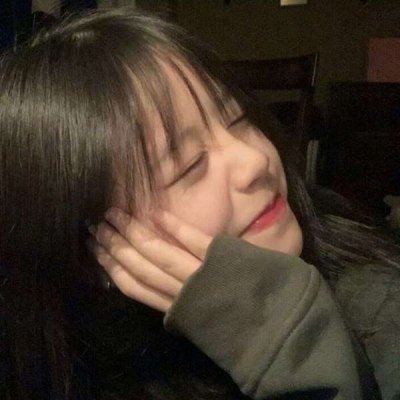 2021年新款微信头像戴运动帽的小孩qq头像女生图片