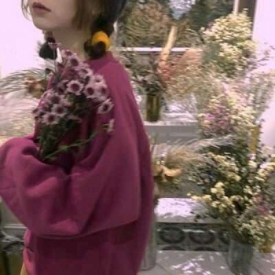2021最火微信头像带蜜蜡女生图片